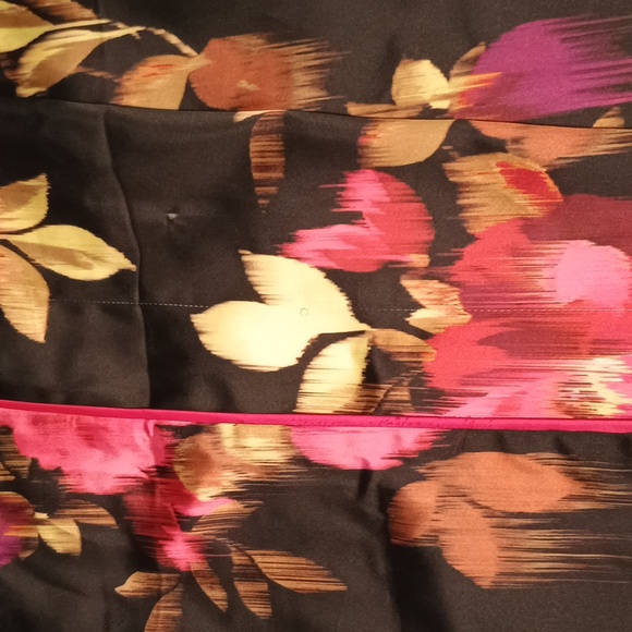 Torrid Pink and Black Watercolor Floral Suit sz 0 - Picture 12 of 16